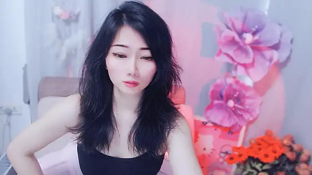 Snapshot of adelamiller chatting on January 2026 01:10:02 AM adelamiller online show from January 2026 01:10:02 AM