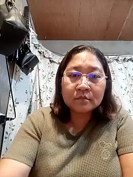 hotchubby88 online show from December 2025 12:55:01 PM