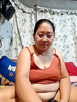 hotchubby88 online show from December 2025 11:48:02 PM