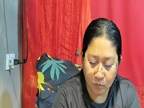 hotchubby88 online show from April 2026 08:32:01 AM