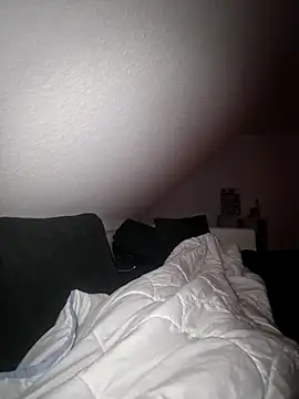 Snapshot of DerechteJunge chatting on February 2026 02:34:01 AM DerechteJunge online show from February 2026 02:34:01 AM