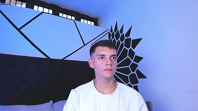 JacobRoberts1 online show from September 2025 08:15:02 PM