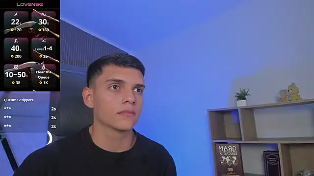 JacobRoberts1 online show from October 2025 08:01:01 PM