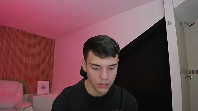 JacobRoberts1 online show from November 2025 08:53:02 PM