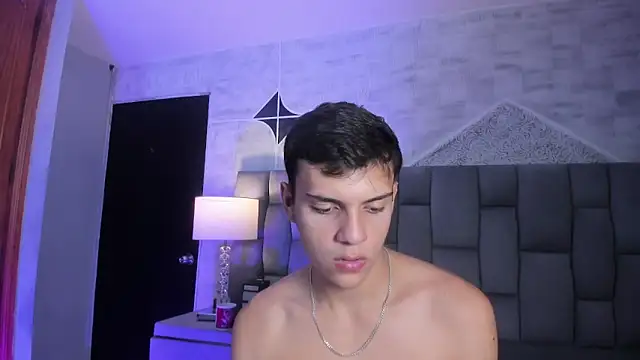 JacobRoberts1 online show from September 2025 04:45:02 AM