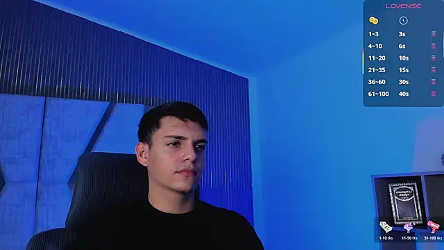JacobRoberts1 online show from October 2025 08:19:02 PM