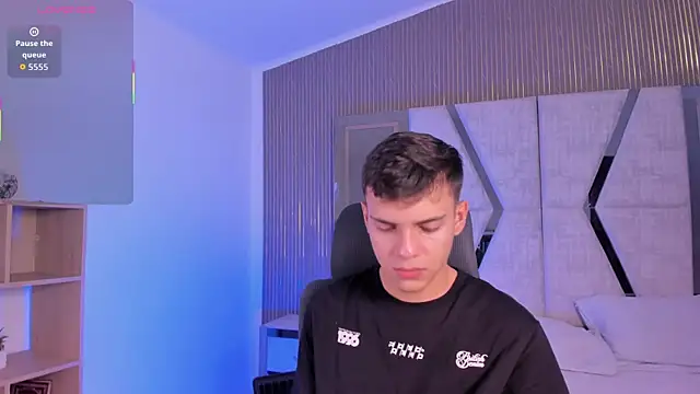 JacobRoberts1 online show from November 2025 09:08:01 PM