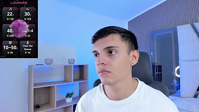 JacobRoberts1 online show from November 2025 08:35:01 PM