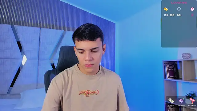JacobRoberts1 online show from October 2025 08:21:02 PM