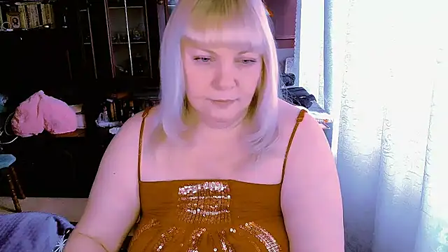 FlowerButterf online show from March 2026 10:00:02 AM