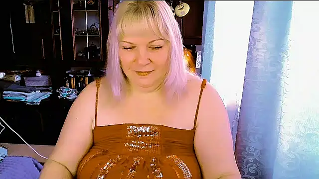 FlowerButterf online show from December 2025 09:33:02 AM