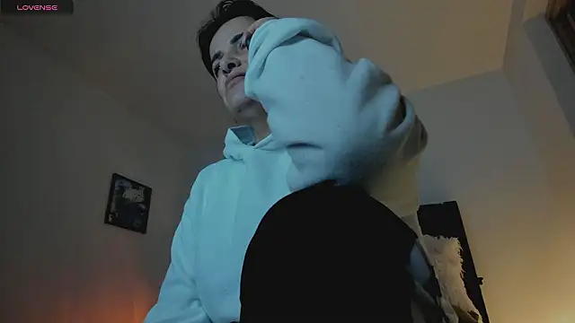 Skay Hot online show from March 2026 02:19:01 AM