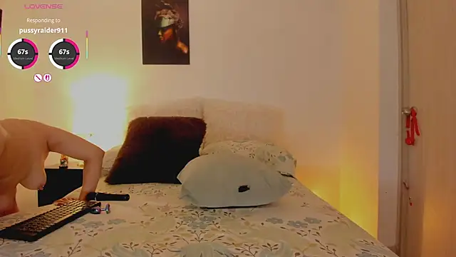 Skay Hot online show from April 2026 07:28:02 PM