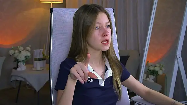 EveMundie online show from February 2026 06:24:02 AM