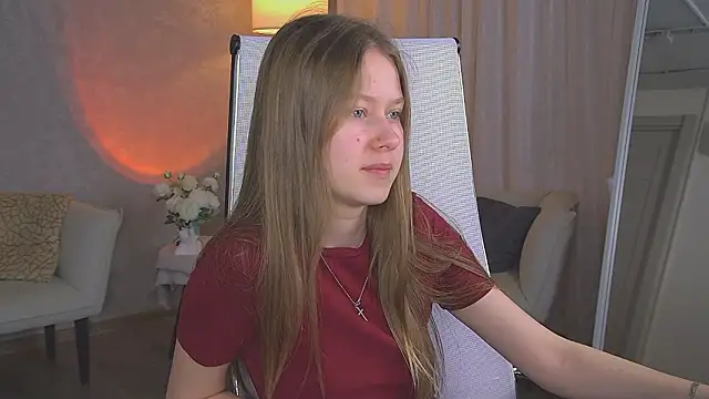 EveMundie online show from March 2026 06:22:01 AM