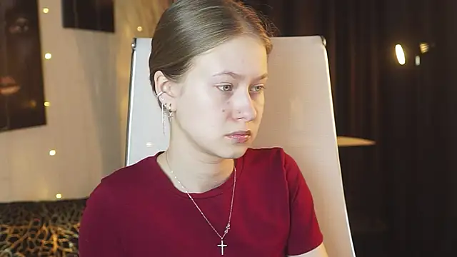 EveMundie online show from April 2026 07:15:02 AM