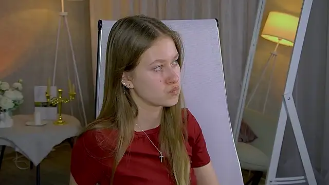 EveMundie online show from March 2026 09:27:02 AM