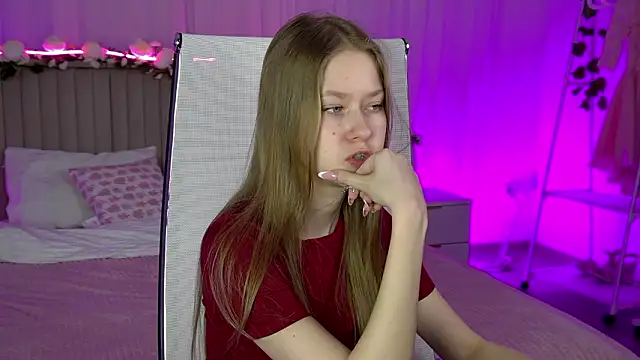 EveMundie online show from March 2026 09:42:01 AM