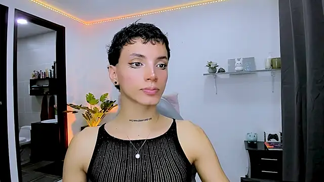 Snapshot of nilam_valker chatting on September 2025 10:41:02 PM nilam valker online show from September 2025 10:41:02 PM