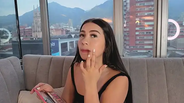 Snapshot of Ivanna_West chatting on March 2026 11:47:02 AM Ivanna West online show from March 2026 11:47:02 AM