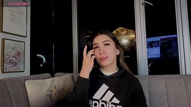 Ivanna West online show from April 2026 09:49:01 AM