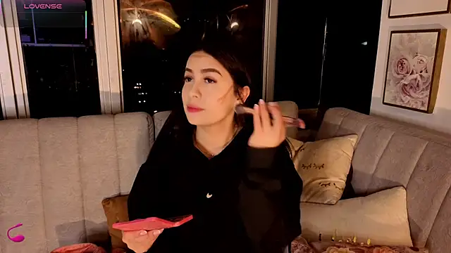 Ivanna West online show from December 2025 10:08:02 AM