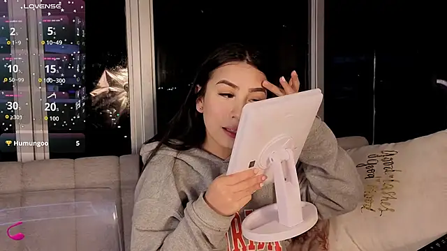 Snapshot of Ivanna_West chatting on November 2025 10:04:02 AM Ivanna West online show from November 2025 10:04:02 AM