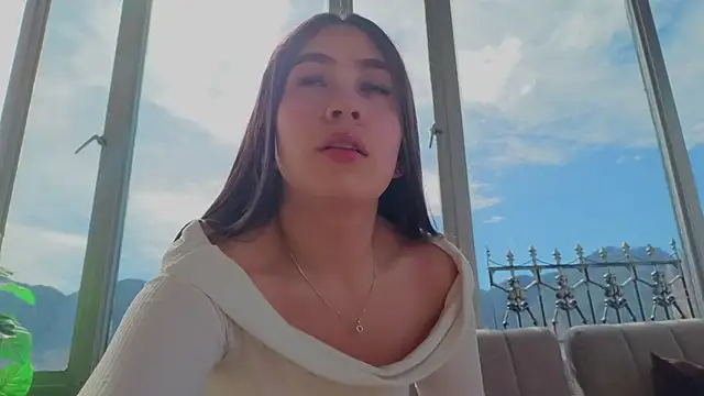 Snapshot of Ivanna_West chatting on October 2025 01:34:01 PM Ivanna West online show from October 2025 01:34:01 PM