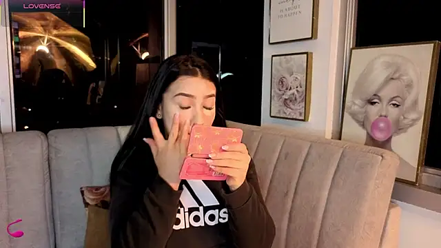 Ivanna West online show from January 2026 10:10:02 AM