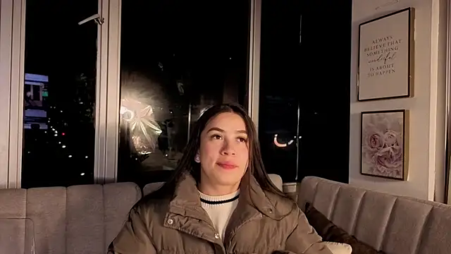 Snapshot of Ivanna_West chatting on December 2025 10:06:01 AM Ivanna West online show from December 2025 10:06:01 AM