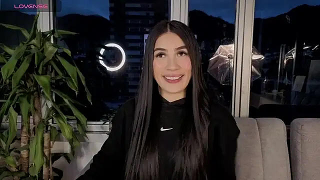 Snapshot of Ivanna_West chatting on September 2025 10:40:01 AM Ivanna West online show from September 2025 10:40:01 AM