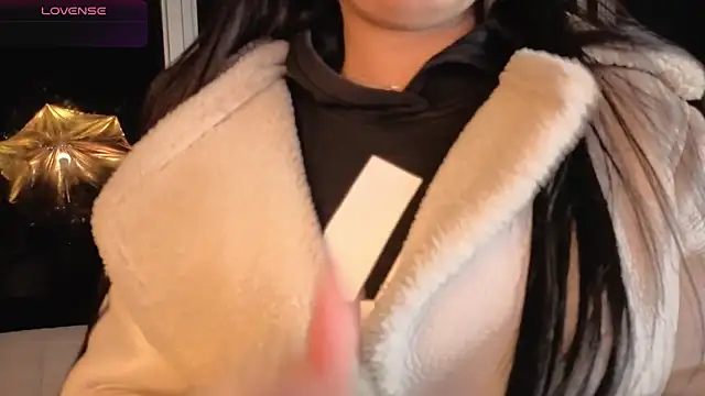 Snapshot of Ivanna_West chatting on March 2026 09:55:02 AM Ivanna West online show from March 2026 09:55:02 AM