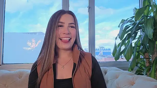 Ivanna West online show from May 2026 01:22:01 PM