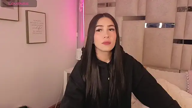 Ivanna West online show from January 2026 10:52:02 AM