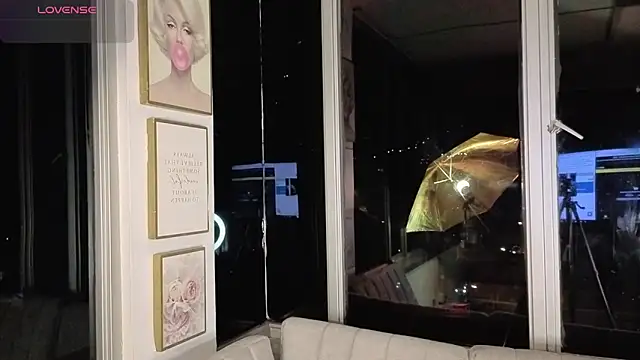 Ivanna West online show from February 2026 10:04:02 AM