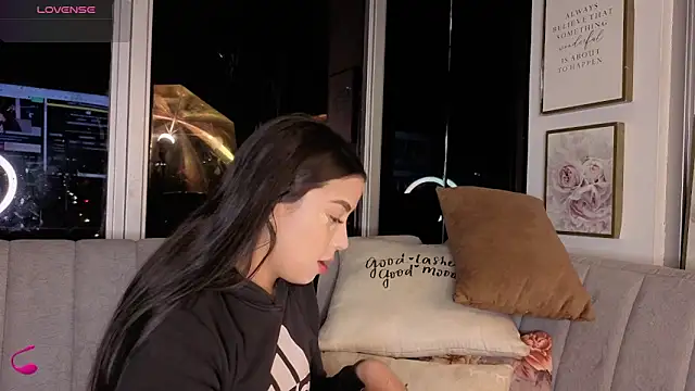 Ivanna West online show from January 2026 10:00:02 AM