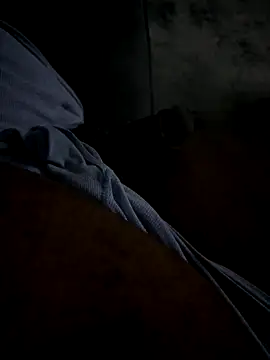 Snapshot of BlueNightsUncle chatting on September 2025 06:02:02 AM BlueNightsUncle online show from September 2025 06:02:02 AM