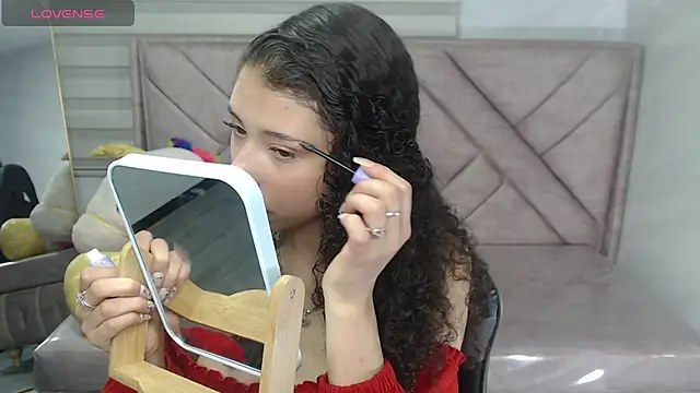 danatella a online show from September 2025 01:27:02 PM