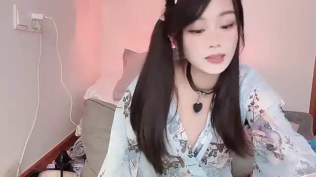 yueyue2003 online show from February 2025 06:09:02 PM