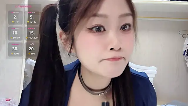 yueyue2003 online show from March 2026 12:52:02 PM