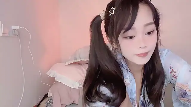 yueyue2003 online show from February 2025 02:16:01 PM