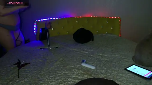 kali rosess online show from November 2025 01:06:02 AM