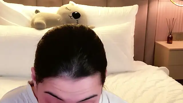 Alice Deleon online show from November 2025 10:48:01 AM