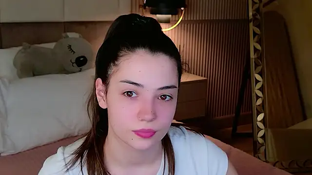 Snapshot of Alice_Deleon chatting on February 2026 11:06:01 AM Alice Deleon online show from February 2026 11:06:01 AM