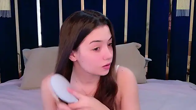 Alice Deleon online show from November 2025 11:14:01 AM