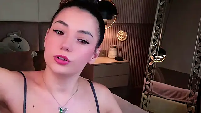 Alice Deleon online show from September 2025 09:19:01 PM