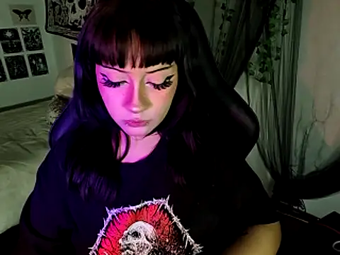 blue katt online show from November 2025 08:02:01 PM