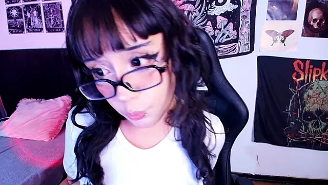 blue katt online show from March 2026 04:31:02 AM