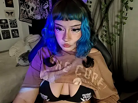 blue katt online show from October 2025 09:04:02 PM