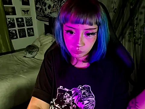 blue katt online show from October 2025 10:54:02 PM